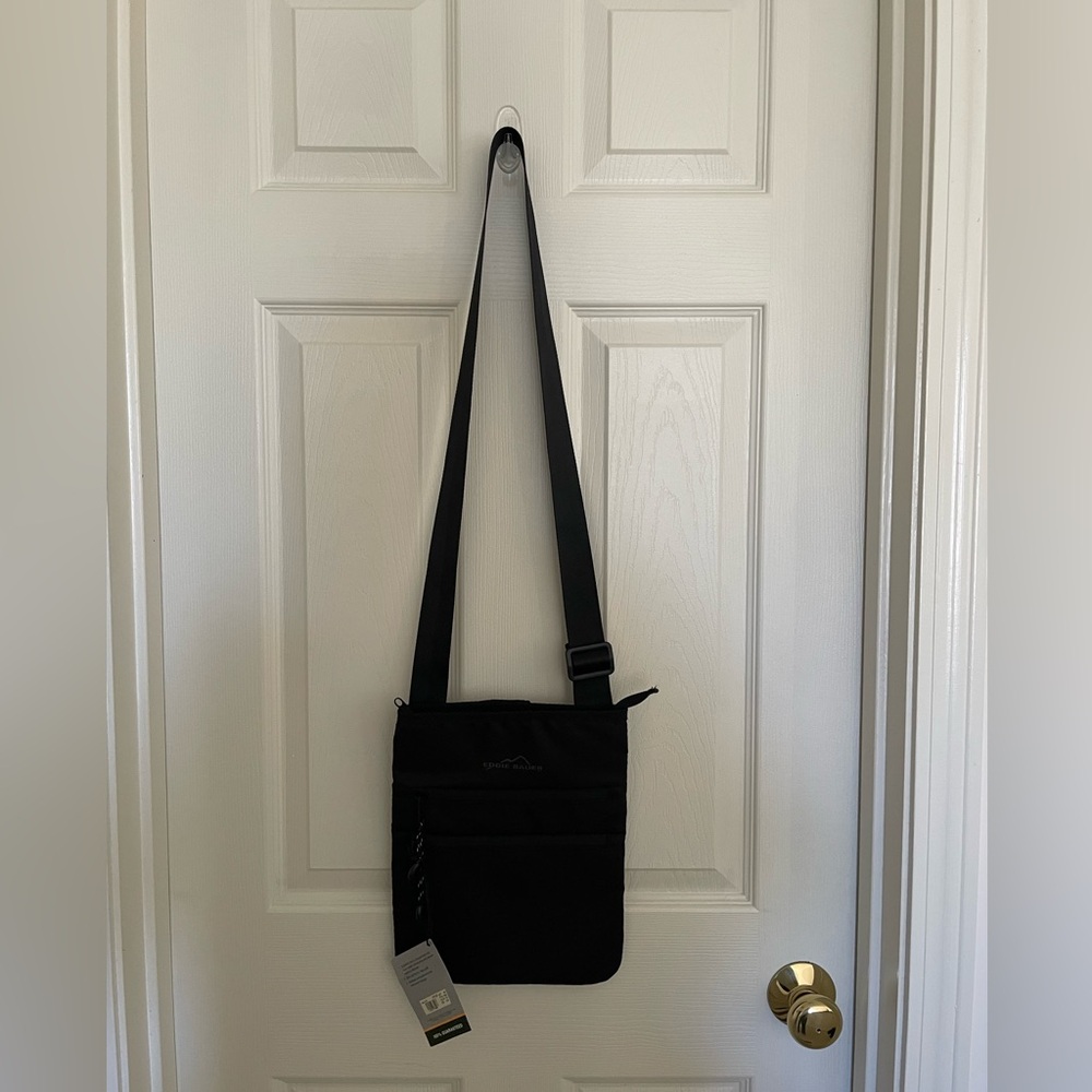Eddie Bauer Black 3 Zip Tech Bag New With Tag